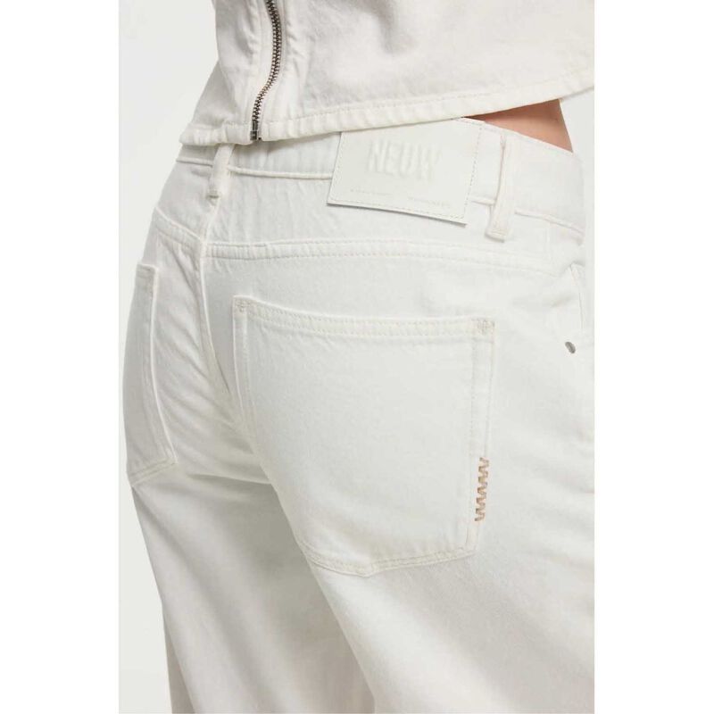 Neuw Milla Wide White image number 2